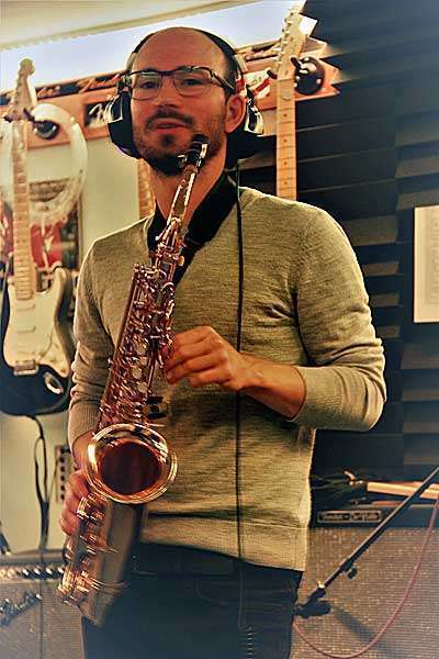 Tom-O-Martin in Dormdust recording studio